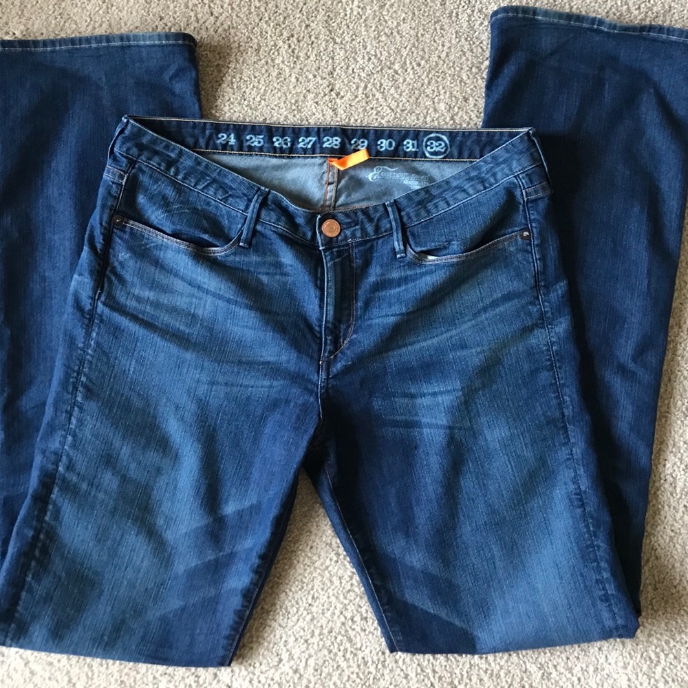 Ernest Sewn boot cut jeans